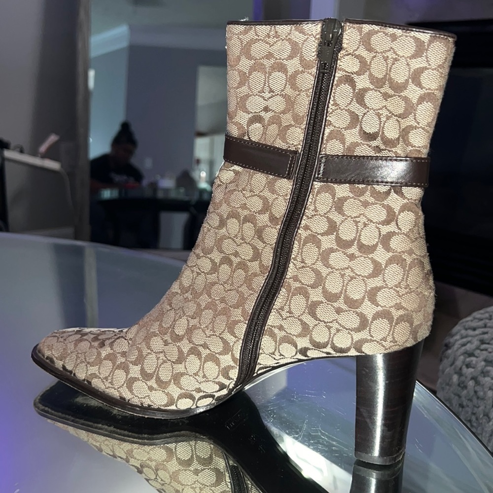 Coach boots